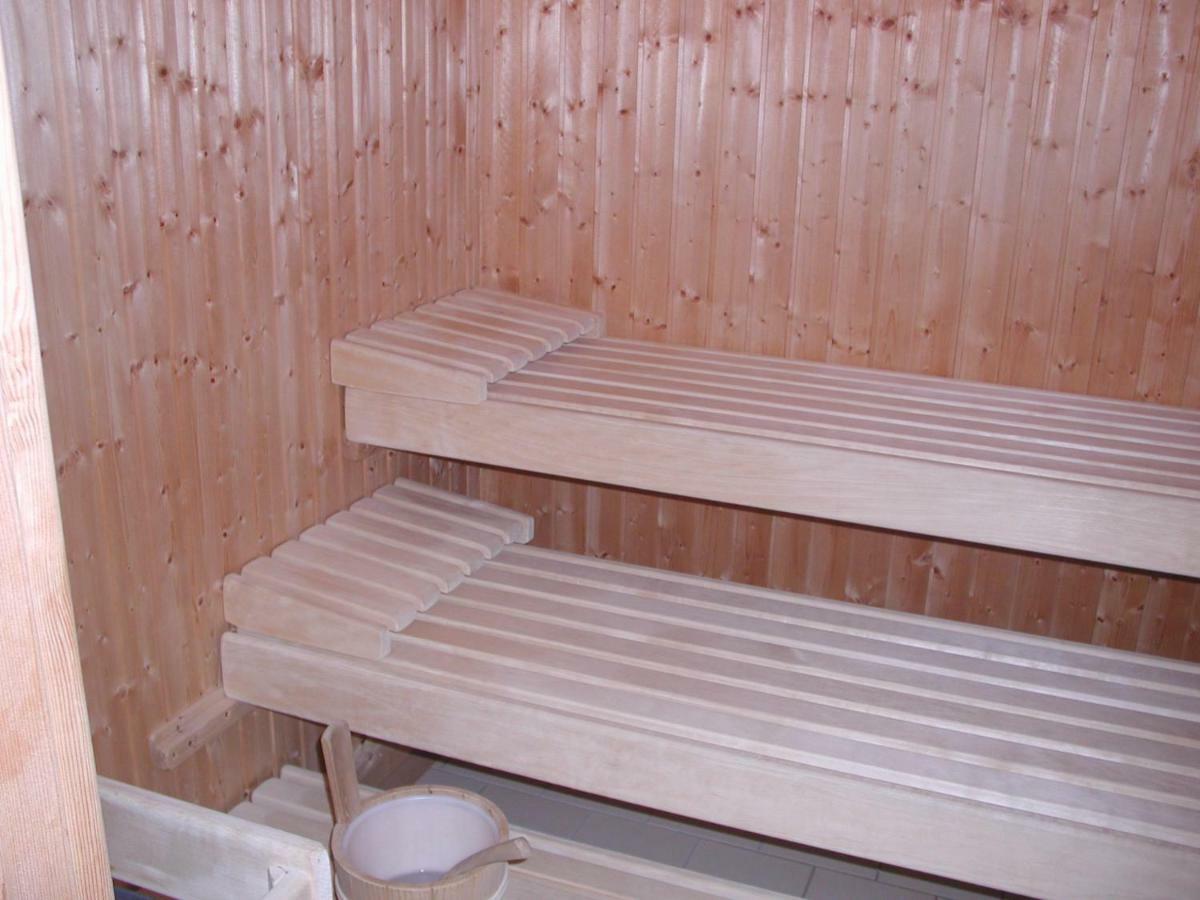 1z. 485 Barbo Schwimmbad, Sauna, Fitness Schönwalde
